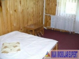 cabana-cu-7-camere-si-teren-de-5000-mp-in-muntii-leaota-cetateni-arges-oportunitate-pentru-relaxare-si-investitie-turistica-15