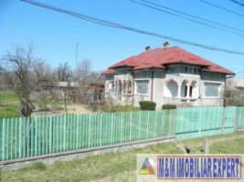 de-vanzare-vila-3-camere-cu-teren-de-2000-mp-stalpeni-arges-ideala-pentru-resedinta-de-familie-sau-casa-de-vacanta-4