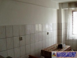 apartament-3-camere-cf-1-33-campulung-2