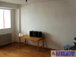 apartament-3-camere-cf-1-33-campulung-4