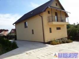 vila-4-camere-teren-800-mp-de-vanzareschimbinchiriere-pitesti-calea-campulung-arges