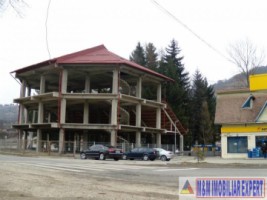 de-vanzare-mall-1220-mp-rucar-arges-investitie-in-zona-turistica-1