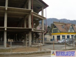 de-vanzare-mall-1220-mp-rucar-arges-investitie-in-zona-turistica-4