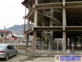 de-vanzare-mall-1220-mp-rucar-arges-investitie-in-zona-turistica-5