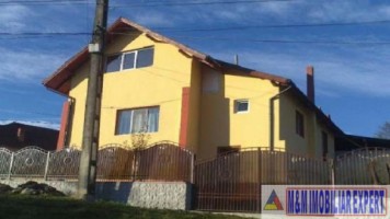 vila-cu-3-camere-si-teren-de-269-mp-de-vanzare-in-bughea-de-jos-ideala-pentru-locuinta-de-familie-2