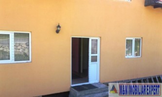 vila-6-camere-cu-teren-1000-mp-de-vanzare-in-podu-dambovitei-dambovicioara-arges-ideala-pentru-locuinta-de-vacanta-sau-pensiune-1