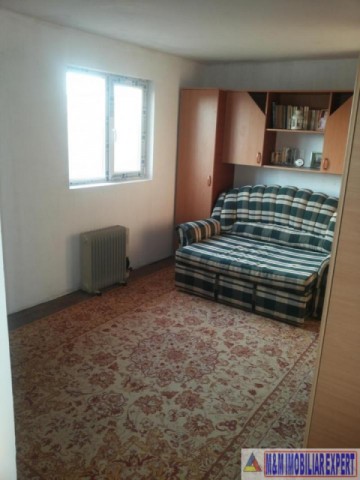 vila-cu-7-camere-si-teren-de-500-mp-de-vanzare-in-berceni-ilfov-ideala-pentru-familii-mari-5