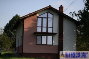 vila-3-camere-teren-3289-mp-domnesti-retevoiesti