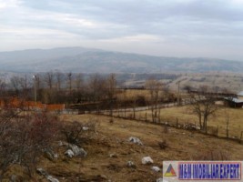 teren-intravilan-de-7600-mp-in-stoenesti-piatra-ideal-pentru-dezvoltare-turistica-11