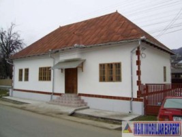 casa-cu-3-camere-corbi-arges-ideal-spatiu-comercial