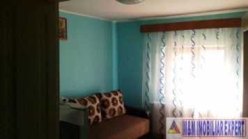 casa-4-camere-cu-teren-de-1300-mp-in-godeni-arges-locuinta-confortabila-pentru-familii-5