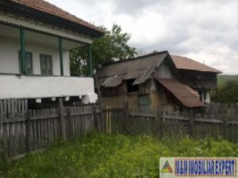 casa-2-camere-teren-2700-mp-berevoiesti-2