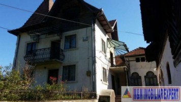 3-corpuri-casa-9-camere-teren-1500-mp-dragoslavele-1