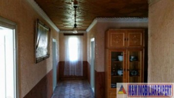 3-corpuri-casa-9-camere-teren-1500-mp-dragoslavele-6