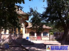 casa-cu-3-camere-si-teren-de-3938-mp-de-vanzare-in-mihaesti-furnicosi-arges-ideala-pentru-locuinta-de-familie