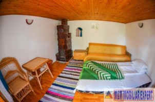 vila-7-camere-4-cabanute-teren-1260-mp-dambovicioara-ciocanu-7