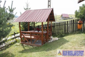 vila-7-camere-4-cabanute-teren-1260-mp-dambovicioara-ciocanu-10