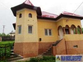 pensiune-11-camere-teren-3000-mp-de-vanzare-in-suslanesti-matau-mioarele-arges-2