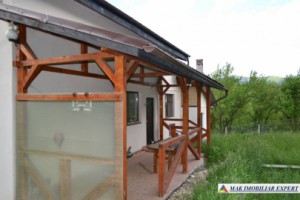 vila-casa-de-vacanta-3-camere-teren-1400-mp-valea-mare-pravat-3