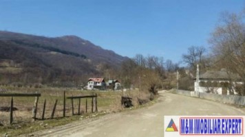 teren-intravilan-de-1800-mp-in-stoenesti-lunca-gartii-arges-ideal-pentru-constructie-rezidentiala-4