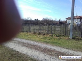 teren-882-mp-intravilan-campulung-2