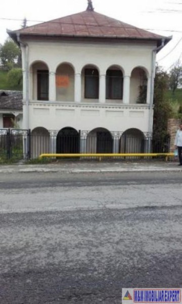casa-stil-cu-8-camere-si-teren-de-1100-mp-de-vanzare-rucar-arges-3
