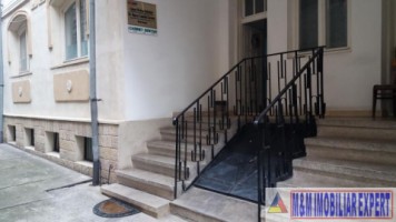 tepari-spatii-comerciale-340-mp-campulung-1