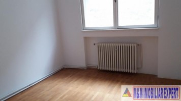 tepari-spatii-comerciale-340-mp-campulung-7