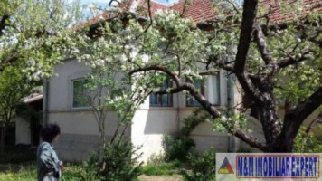 casa-3-camere-teren-1600-mp-valea-mare-pravat-1