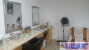 vandut-salon-coafor-2-locuri-de-lucru-campulung-1