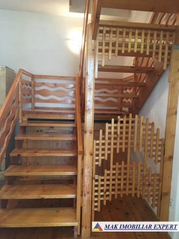 vila-6-camere-teren-500-mp-campulung-7