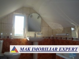 pensiune-10-camere-teren-1000-mp-capulung-3