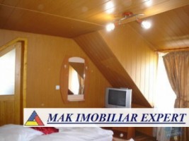 pensiune-10-camere-teren-1000-mp-capulung-4