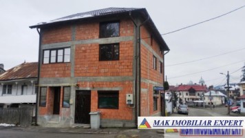 vand-vila-spatiu-birou-200-mp-campulung-muscel-centru-arges