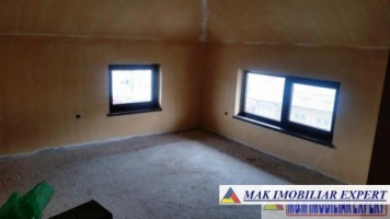 vand-vila-spatiu-birou-200-mp-campulung-muscel-centru-arges-16