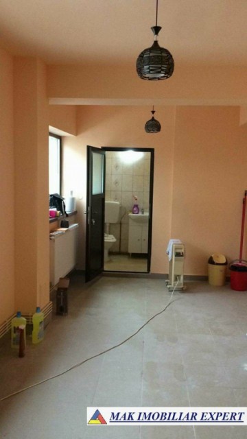 vand-vila-spatiu-birou-200-mp-campulung-muscel-centru-arges-21