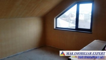 vand-vila-spatiu-birou-200-mp-campulung-muscel-centru-arges-17