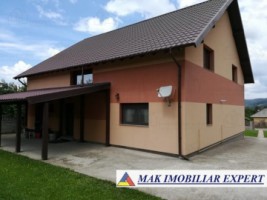 de-vanzare-vila-5-camere-cu-teren-de-1700-mp-stalpeni-arges-ideala-pentru-resedinta-de-familie-sau-casa-de-vacanta-1