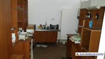spatiu-comercial-de-180-mp-de-vanzare-in-campulung-muscel-oportunitate-de-afaceri-1