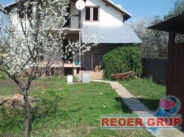 baicoi-zona-spital-casa-3-camere-teren-560-mp-55000-euro