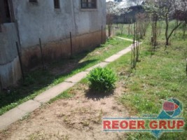 baicoi-zona-spital-casa-3-camere-teren-560-mp-55000-euro-2