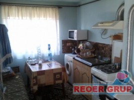 baicoi-zona-spital-casa-3-camere-teren-560-mp-55000-euro-3