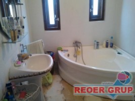 baicoi-zona-spital-casa-3-camere-teren-560-mp-55000-euro-5