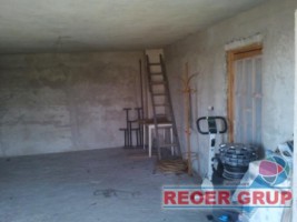 baicoi-zona-spital-casa-3-camere-teren-560-mp-55000-euro-9