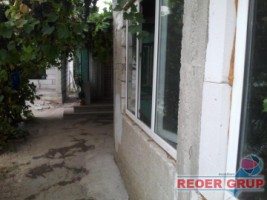 ploiesti-zona-bereasca-casa-2-camere-plus-casa-2014-la-rosu-1