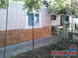 malu-rosu-casa-3-camere-la-35000-euro-1