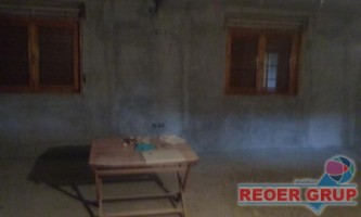 baicoi-liliesti-casa-2010-pe-7cam-3bai-la-gri-60000-euro-4