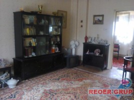 ultracentral-3-camere-99-mp-dec-la-80000-euro