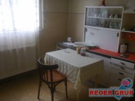 ultracentral-3-camere-99-mp-dec-la-80000-euro-7