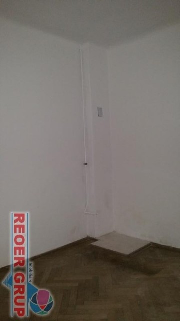 central-buna-vestire-casa-pe-8camere-la-62000-euro-15